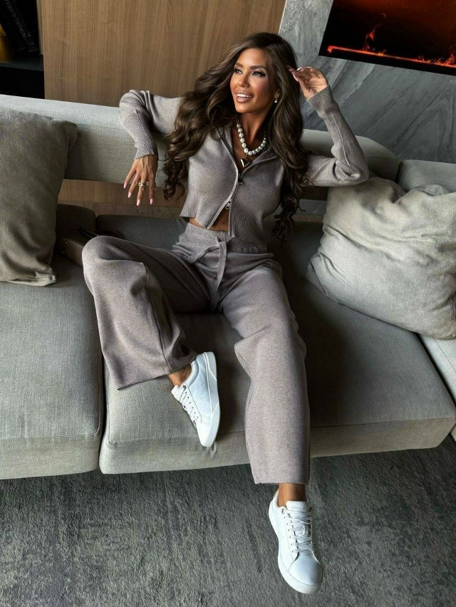 Женский костюм коричневый купить в Интернет-магазине Садовод База - цена 1300 руб Садовод интернет-каталог