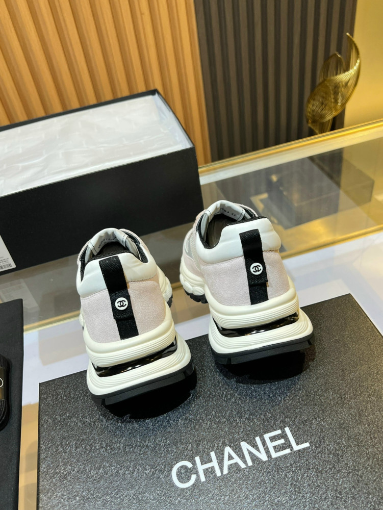 Кроссовки женские бежевые купить в Интернет-магазине Садовод База - цена 12000 руб Садовод интернет-каталог