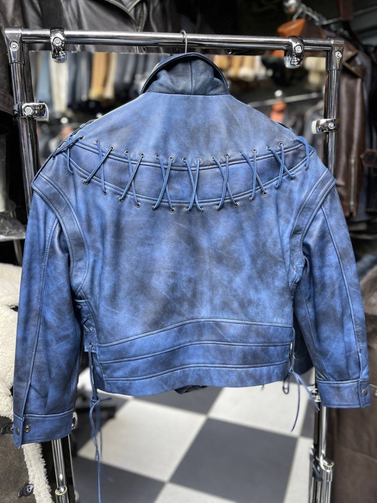 Куртка женская синяя купить в Интернет-магазине Садовод База - цена 22000 руб Садовод интернет-каталог