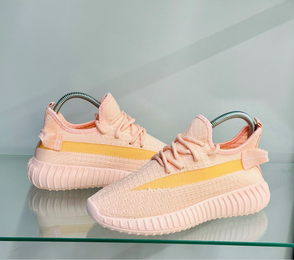 Кроссовки женские розовые купить в Интернет-магазине Садовод База - цена 650 руб Садовод интернет-каталог