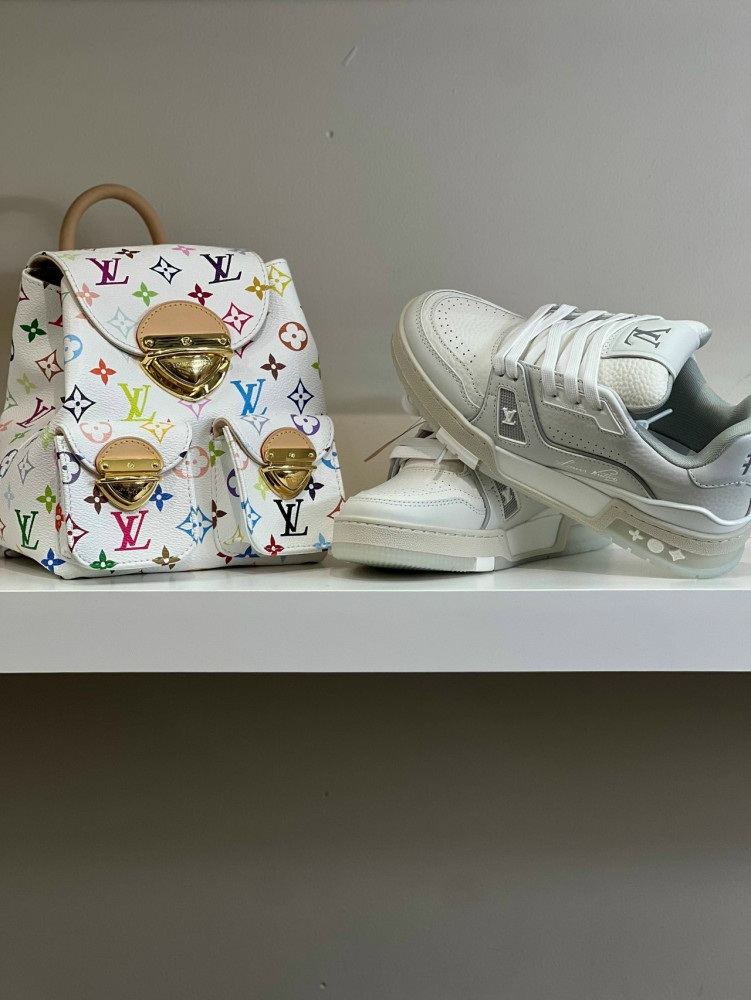 Кроссовки женские белые купить в Интернет-магазине Садовод База - цена 20500 руб Садовод интернет-каталог