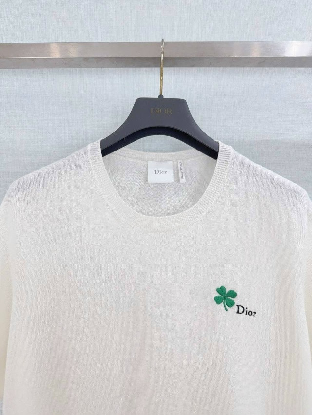 Женская футболка белая купить в Интернет-магазине Садовод База - цена 13000 руб Садовод интернет-каталог