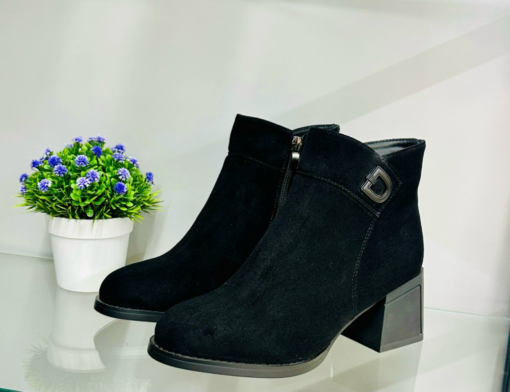 Cапоги женские черные купить в Интернет-магазине Садовод База - цена 1500 руб Садовод интернет-каталог