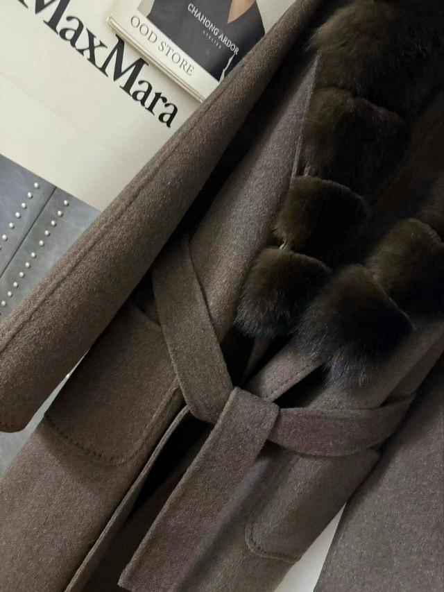 Пальто коричневое купить в Интернет-магазине Садовод База - цена 11100 руб Садовод интернет-каталог