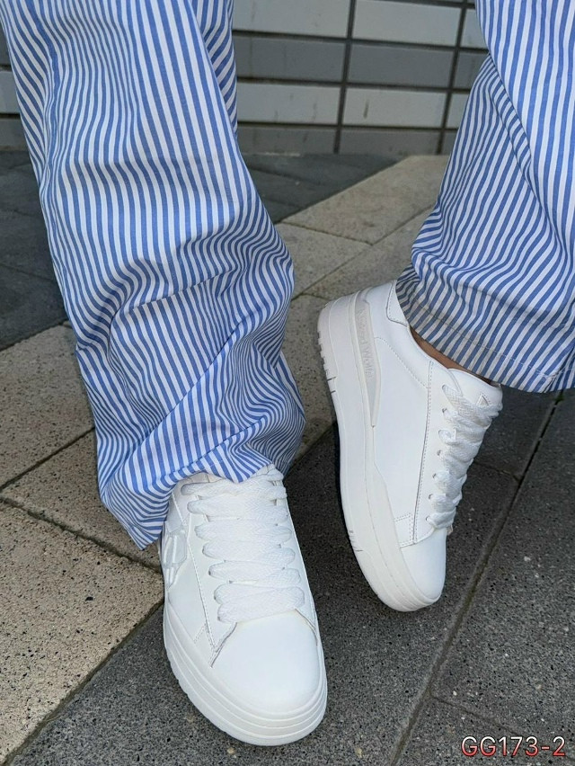 Кроссовки женские белые купить в Интернет-магазине Садовод База - цена 1000 руб Садовод интернет-каталог