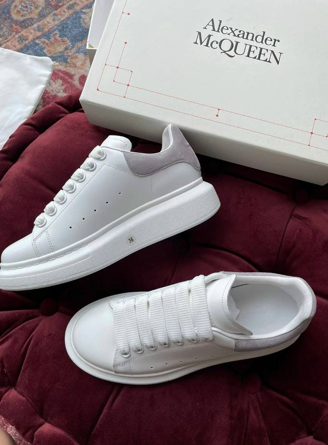 Кроссовки женские белые купить в Интернет-магазине Садовод База - цена 14500 руб Садовод интернет-каталог