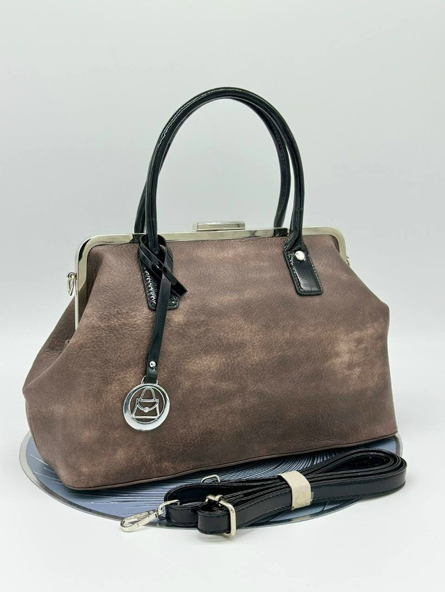 СУМКА коричневая купить в Интернет-магазине Садовод База - цена 1499 руб Садовод интернет-каталог