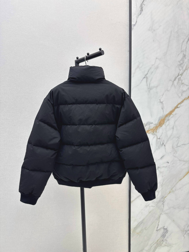 пуховик черный купить в Интернет-магазине Садовод База - цена 30000 руб Садовод интернет-каталог