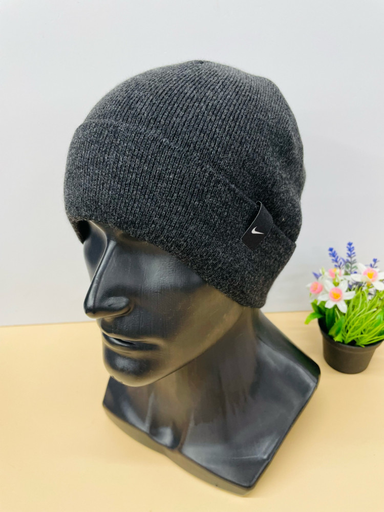 Шапка купить в Интернет-магазине Садовод База - цена 200 руб Садовод интернет-каталог