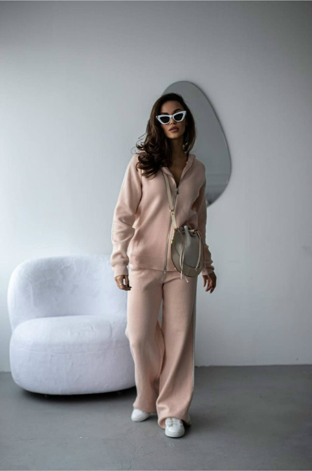 Спортивный женский костюм розовый купить в Интернет-магазине Садовод База - цена 2500 руб Садовод интернет-каталог