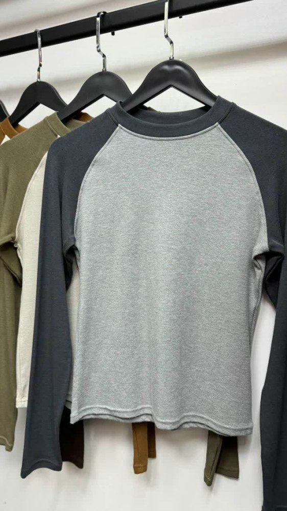 Лонгслив серый
