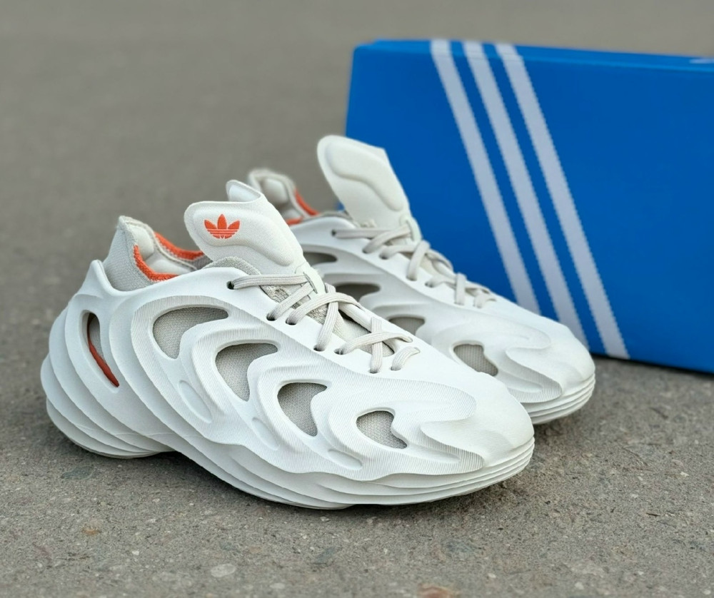 Кроссовки белые