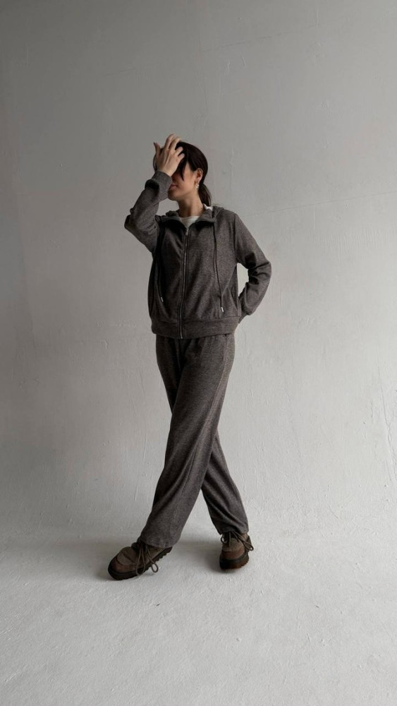 Женский костюм серый купить в Интернет-магазине Садовод База - цена 2400 руб Садовод интернет-каталог