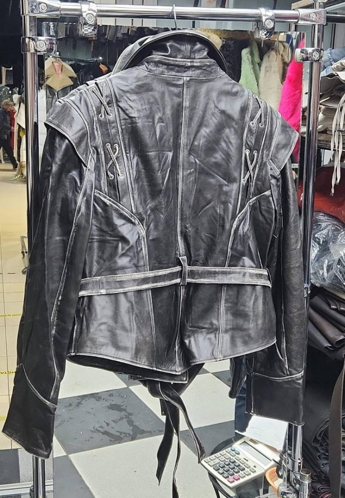 Куртка женская черная купить в Интернет-магазине Садовод База - цена 22000 руб Садовод интернет-каталог