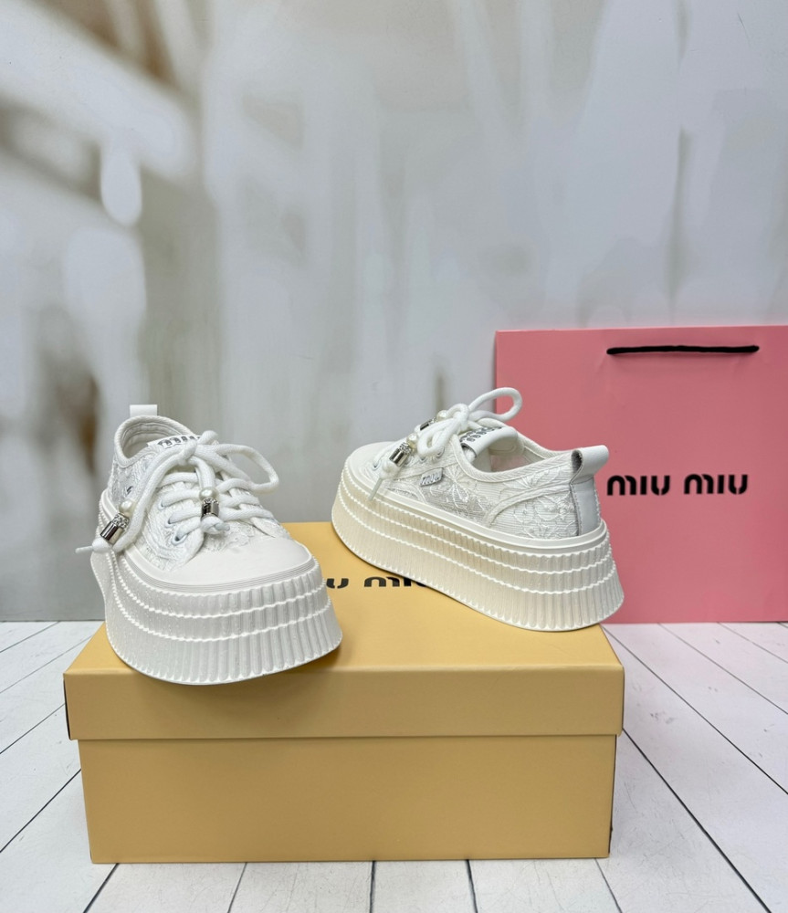 😍КЕДЫ  MIU MIU😍 купить в Интернет-магазине Садовод База - цена 4000 руб Садовод интернет-каталог