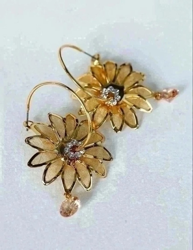 Серьги🌸🌼🌺 купить в Интернет-магазине Садовод База - цена 250 руб Садовод интернет-каталог