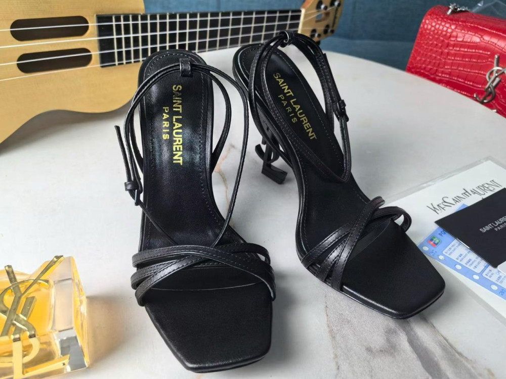 БОСОНОЖКИ НА КАБЛУКЕ купить в Интернет-магазине Садовод База - цена 10000 руб Садовод интернет-каталог