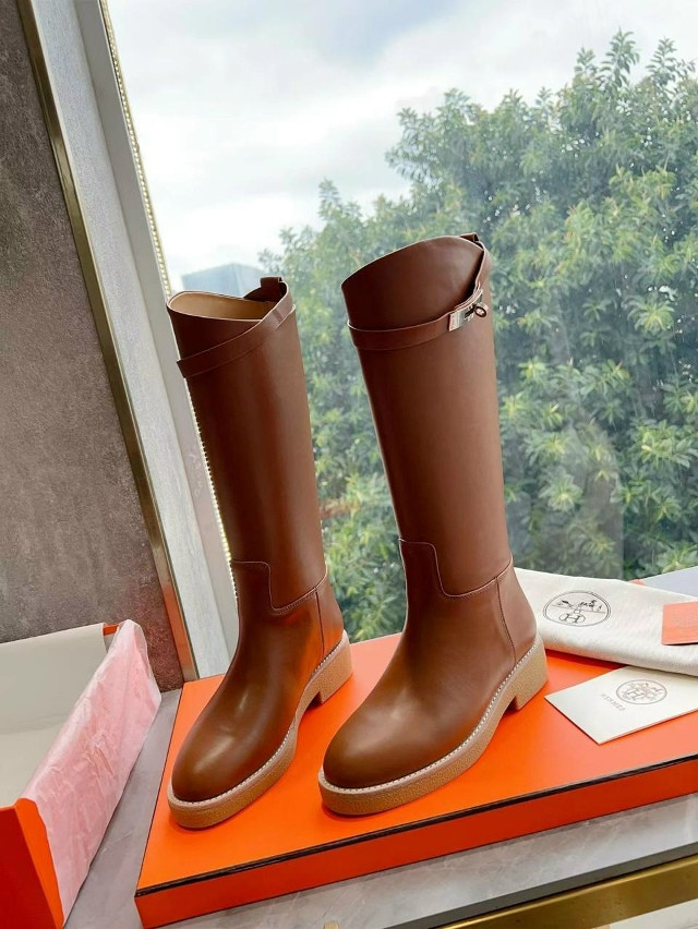 Cапоги женские коричневые купить в Интернет-магазине Садовод База - цена 19000 руб Садовод интернет-каталог