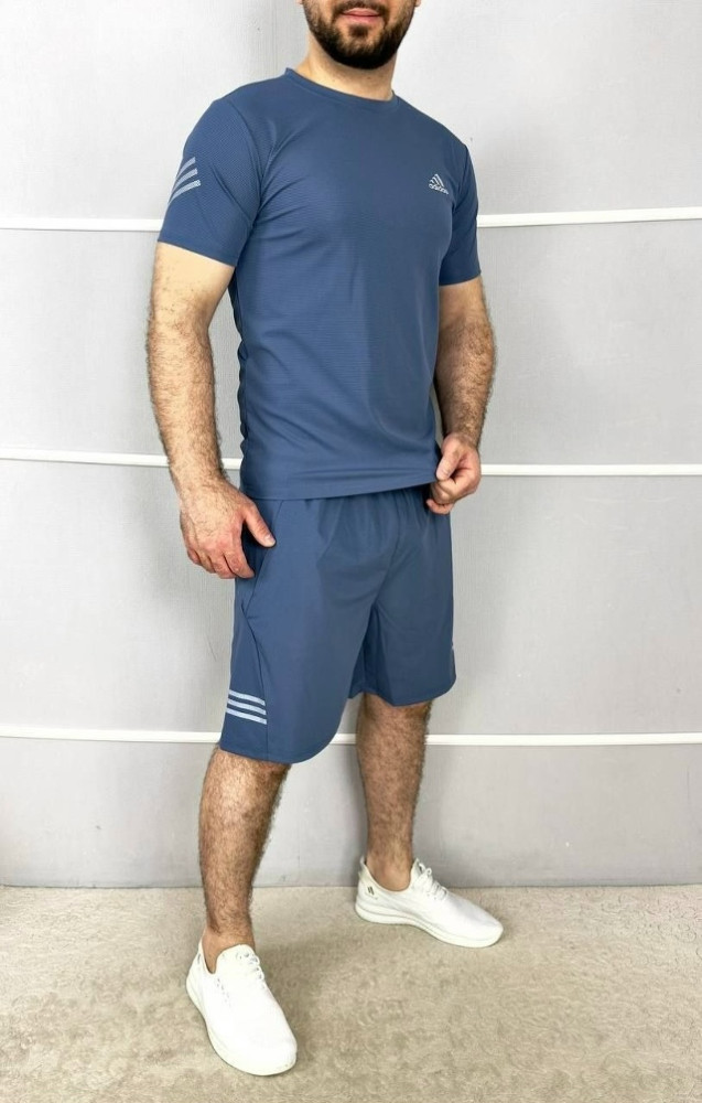 СПОРТИВНЫЙ КОСТЮМ