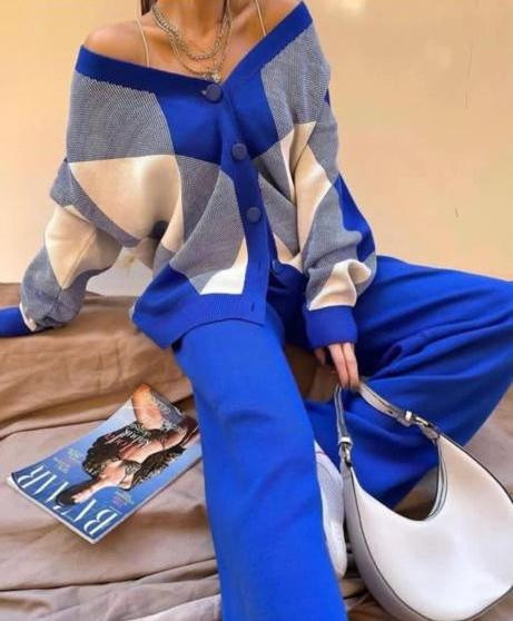 Женский костюм темно-синий купить в Интернет-магазине Садовод База - цена 1200 руб Садовод интернет-каталог
