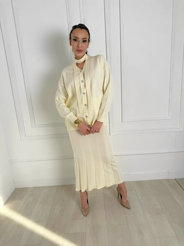 Женский костюм молочный купить в Интернет-магазине Садовод База - цена 2100 руб Садовод интернет-каталог