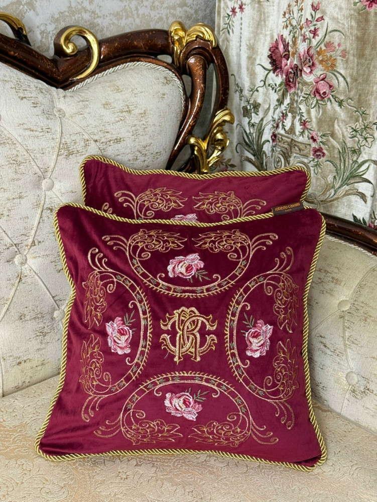 Наволочки декоративные с вышивкой купить в Интернет-магазине Садовод База - цена 1000 руб Садовод интернет-каталог