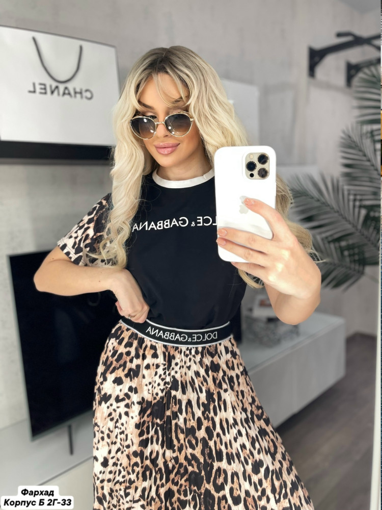 Нежный и стильный леопардовый костюм ( DOLCE & GABBANA ) Футболка+юбка поможет вам оставаться в тренде этим летом купить в Интернет-магазине Садовод База - цена 1600 руб Садовод интернет-каталог