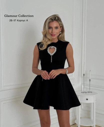 Черное мини платье - трапеция, с вырезом сердца на груди САДОВОД официальный интернет-каталог