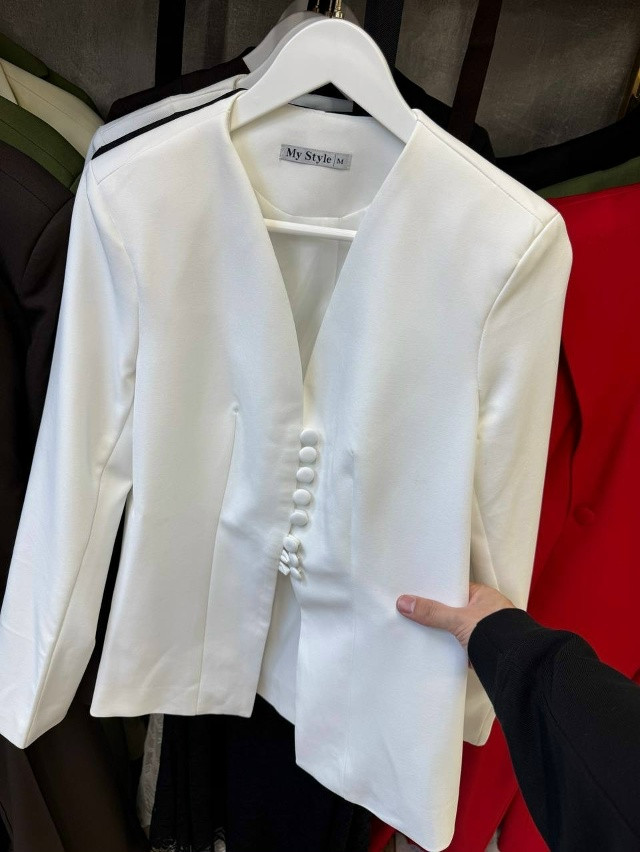 Женский пиджак белый купить в Интернет-магазине Садовод База - цена 2500 руб Садовод интернет-каталог