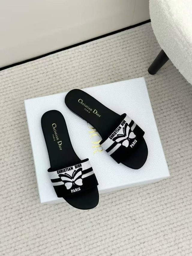 Шлепки купить в Интернет-магазине Садовод База - цена 7500 руб Садовод интернет-каталог