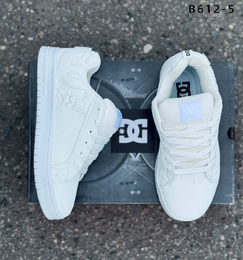 Кроссовки САДОВОД официальный интернет-каталог