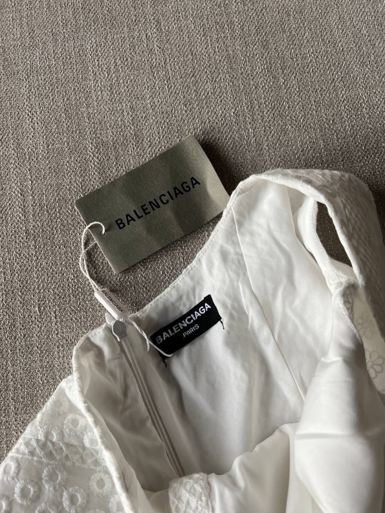 ⚜️ Эффектное платье шитье Balenciaga купить в Интернет-магазине Садовод База - цена 2700 руб Садовод интернет-каталог