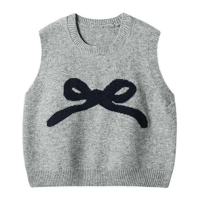 Жилетка женская серая купить в Интернет-магазине Садовод База - цена 900 руб Садовод интернет-каталог