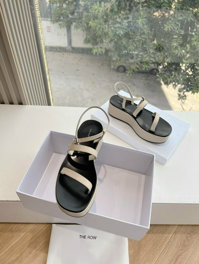 Босоножки женские бежевые купить в Интернет-магазине Садовод База - цена 11000 руб Садовод интернет-каталог