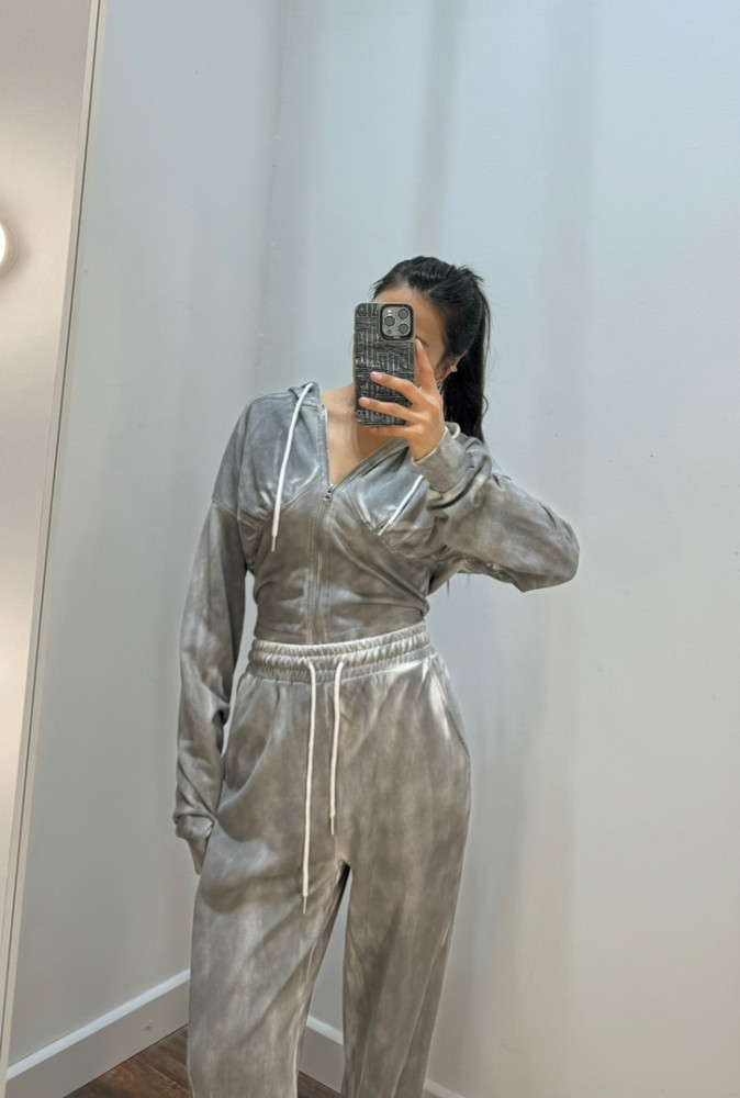 Спортивный женский костюм серый купить в Интернет-магазине Садовод База - цена 2500 руб Садовод интернет-каталог