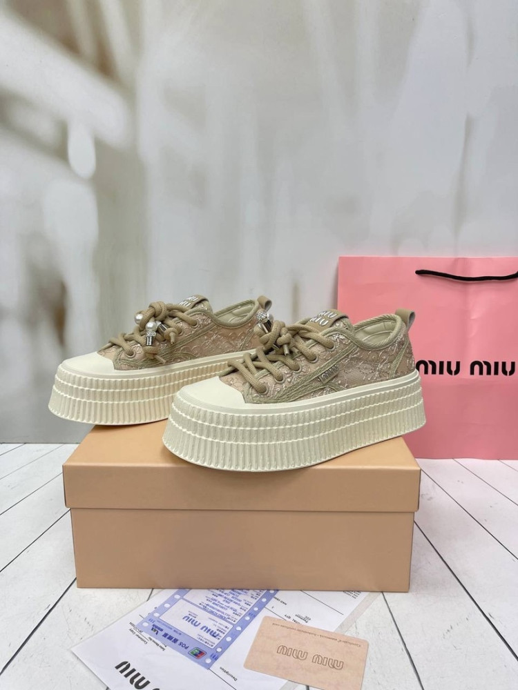 😍КЕДЫ  MIU MIU😍 купить в Интернет-магазине Садовод База - цена 4000 руб Садовод интернет-каталог