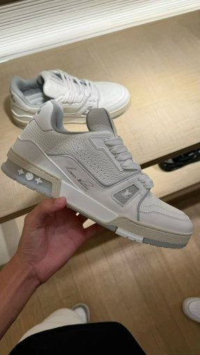 Кроссовки САДОВОД официальный интернет-каталог