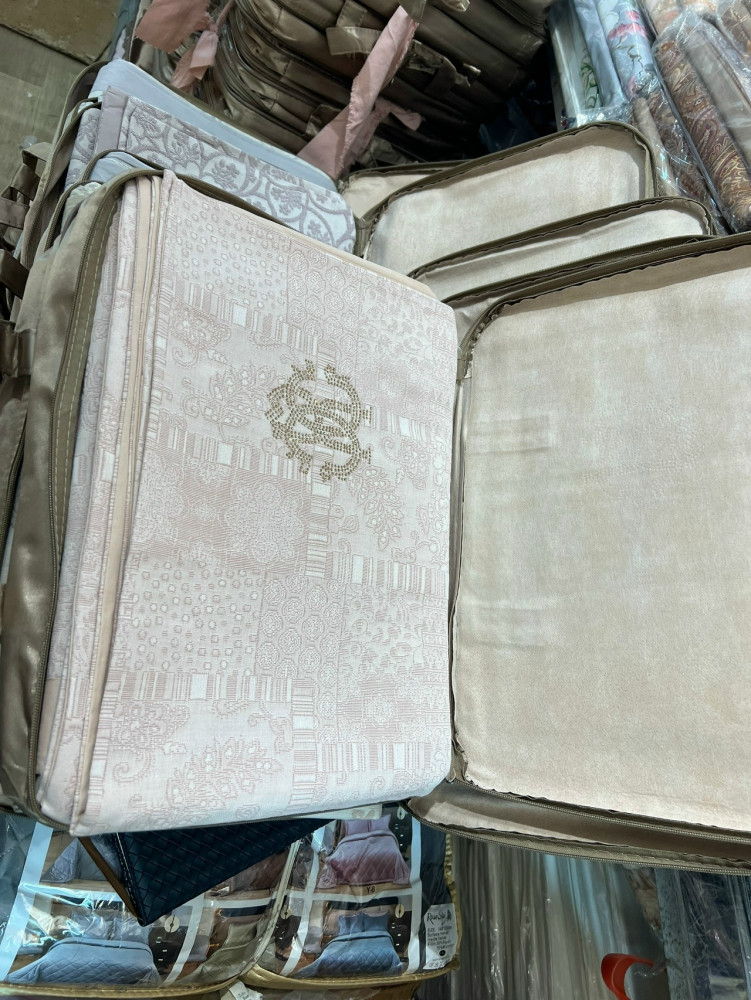 Хлопковые покрывала с наволочками купить в Интернет-магазине Садовод База - цена 3700 руб Садовод интернет-каталог