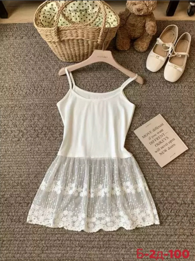 Женская майка белая