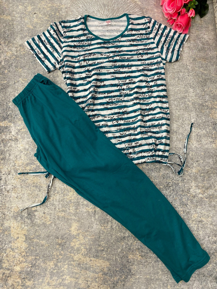 пижама зеленая