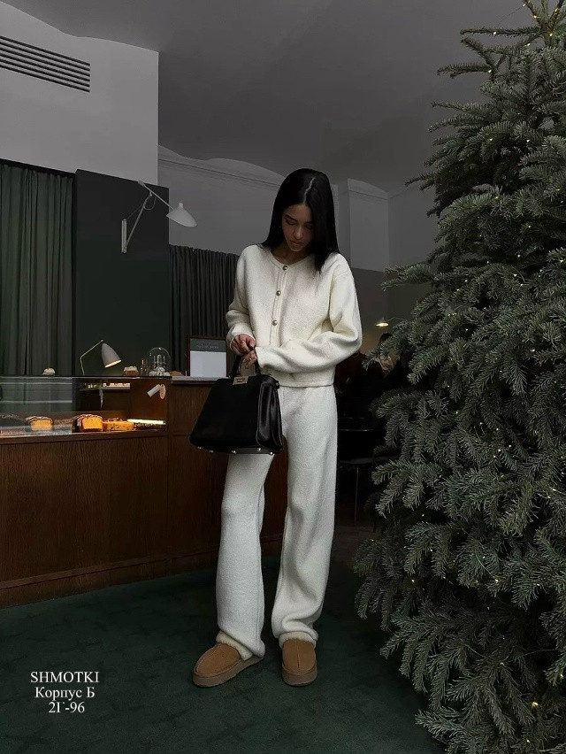 Женский костюм белый купить в Интернет-магазине Садовод База - цена 1800 руб Садовод интернет-каталог