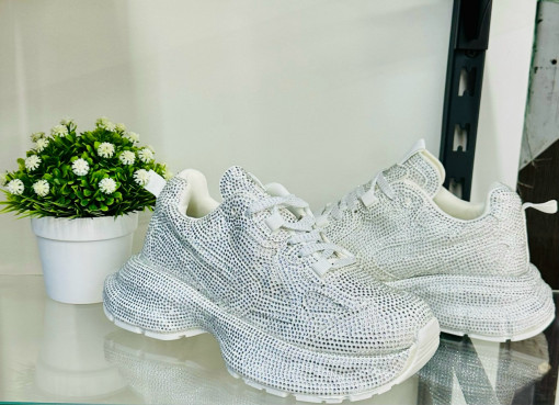 Кроссовки САДОВОД официальный интернет-каталог