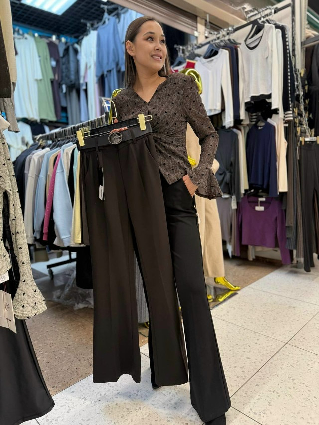 Женские брюки коричневые купить в Интернет-магазине Садовод База - цена 1400 руб Садовод интернет-каталог