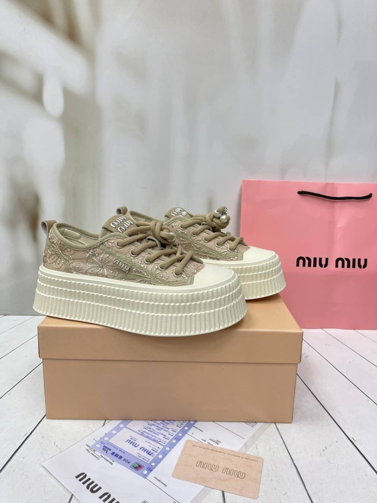 😍КЕДЫ  MIU MIU😍 купить в Интернет-магазине Садовод База - цена 4000 руб Садовод интернет-каталог