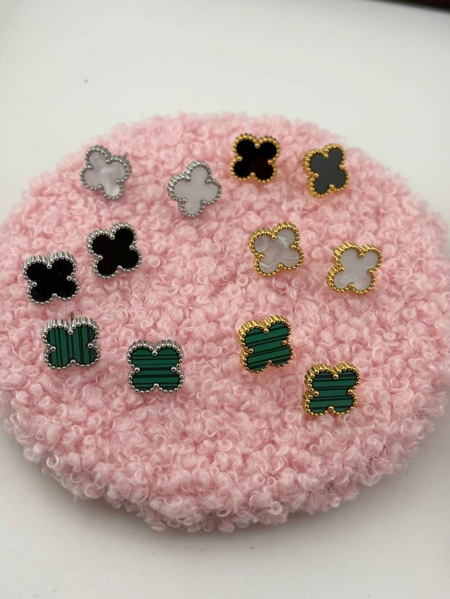 🤍 Серьги-пусеты с клевером купить в Интернет-магазине Садовод База - цена 150 руб Садовод интернет-каталог