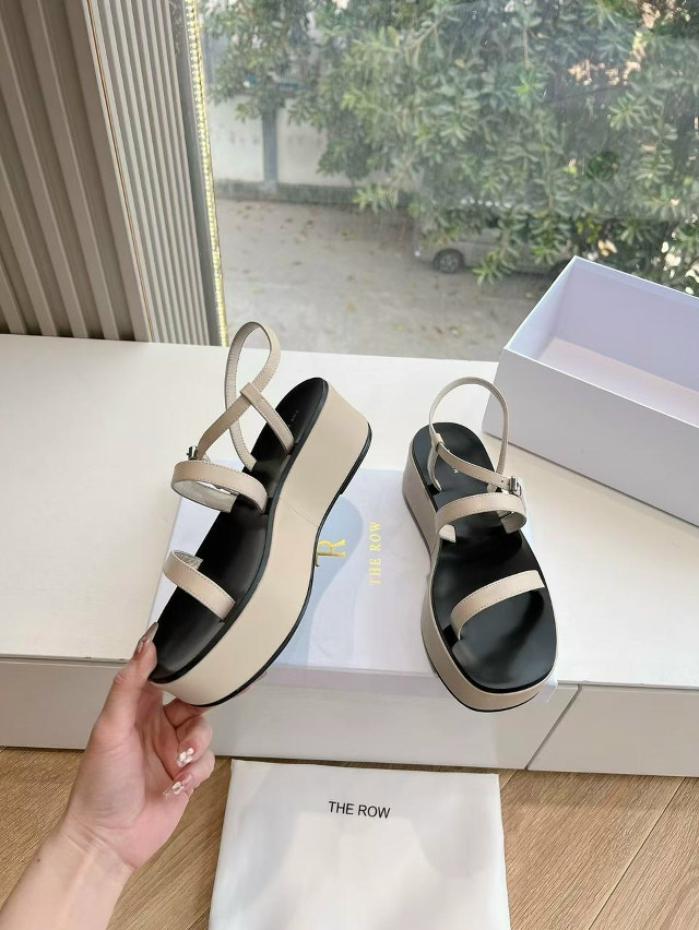 Босоножки женские бежевые купить в Интернет-магазине Садовод База - цена 11000 руб Садовод интернет-каталог