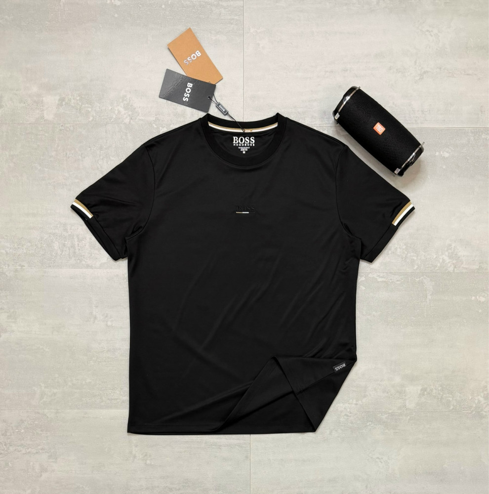 Мужская футболка черная