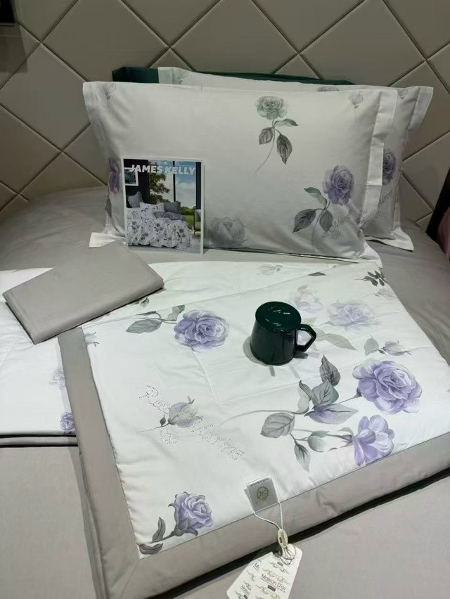 1,5 Постельное белье с готовым одеялом ❤️ купить в Интернет-магазине Садовод База - цена 3000 руб Садовод интернет-каталог