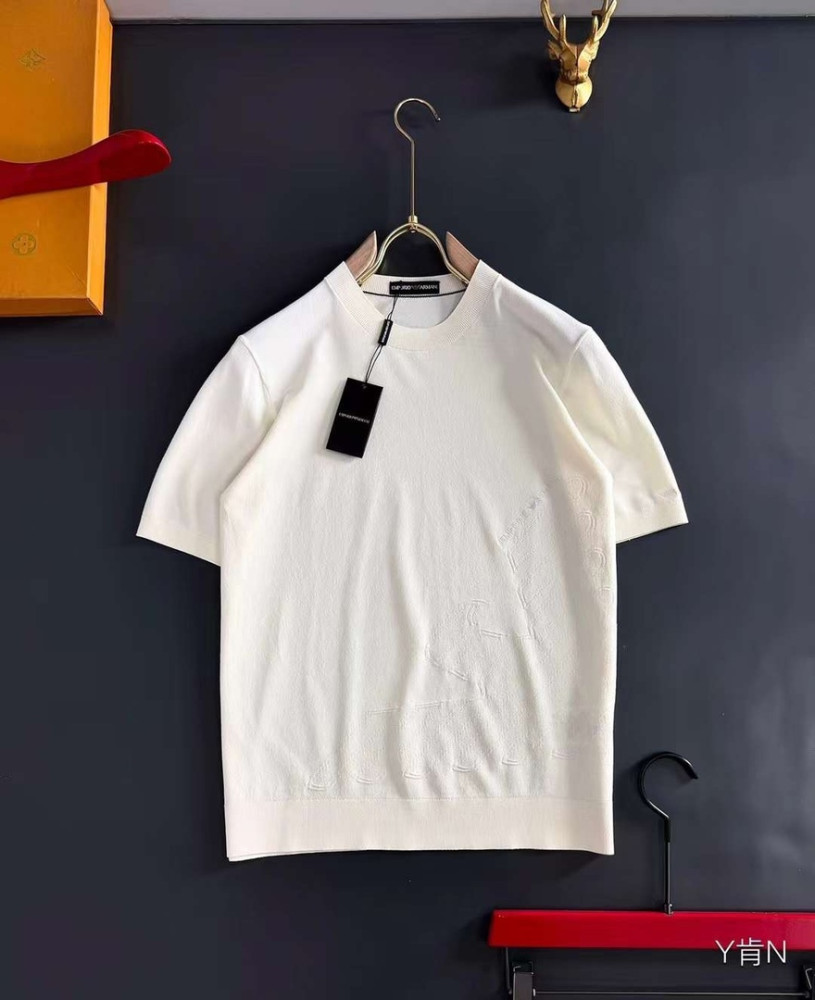 Мужская футболка белая купить в Интернет-магазине Садовод База - цена 4000 руб Садовод интернет-каталог