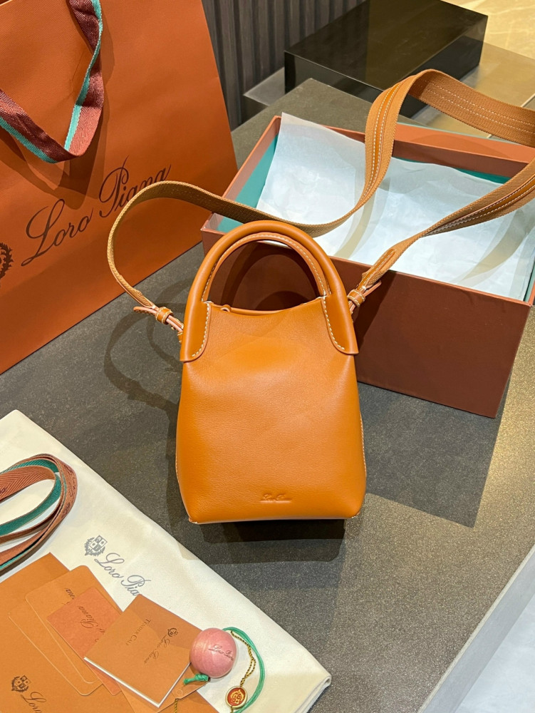 Сумка оранжевая купить в Интернет-магазине Садовод База - цена 23000 руб Садовод интернет-каталог